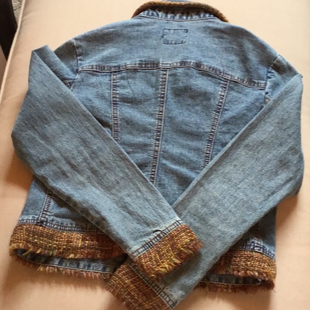 CRYSTAL POCKET BUTTONS JEAN JACKET WITH TWEED DETAILING - Picture 9 of 16